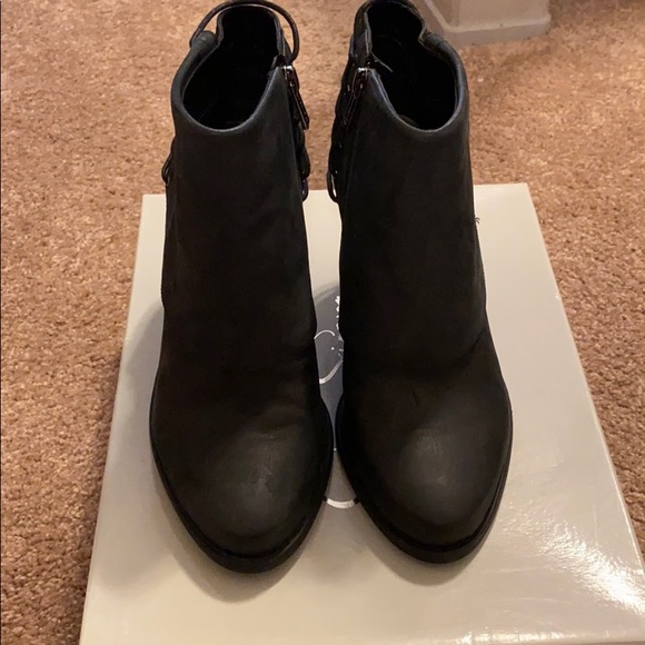 Jessica Simpson Booties - Picture 2 of 6